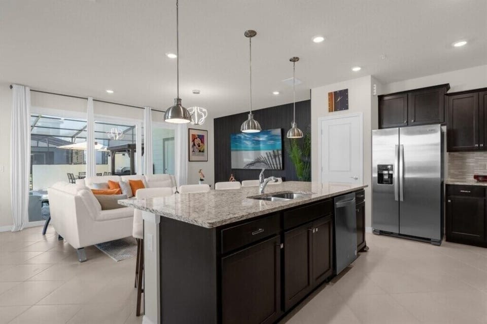 1240 Blue Island Drive (8).jpg