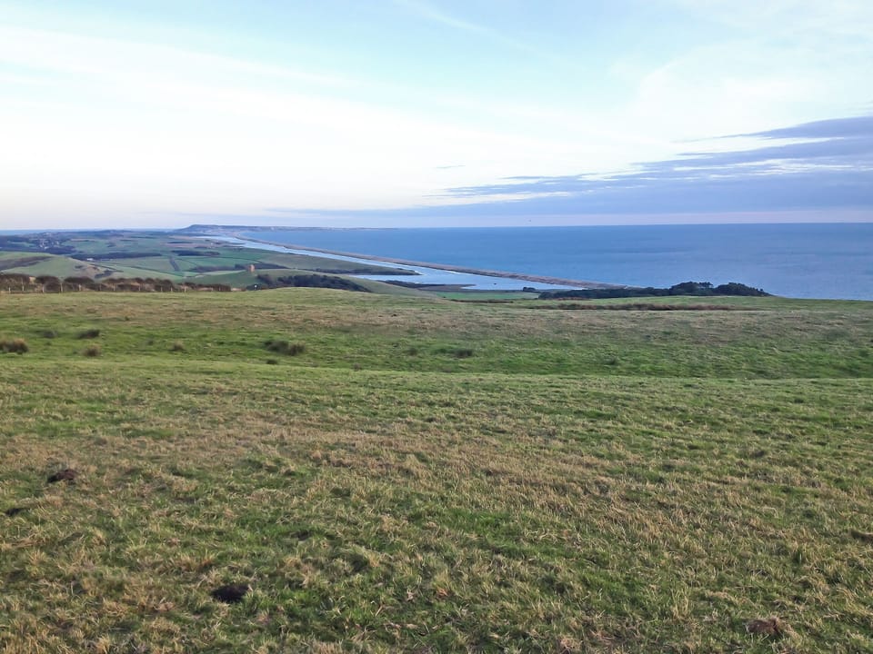 Chesil Beach | Prosperous Villa, Puncknowle