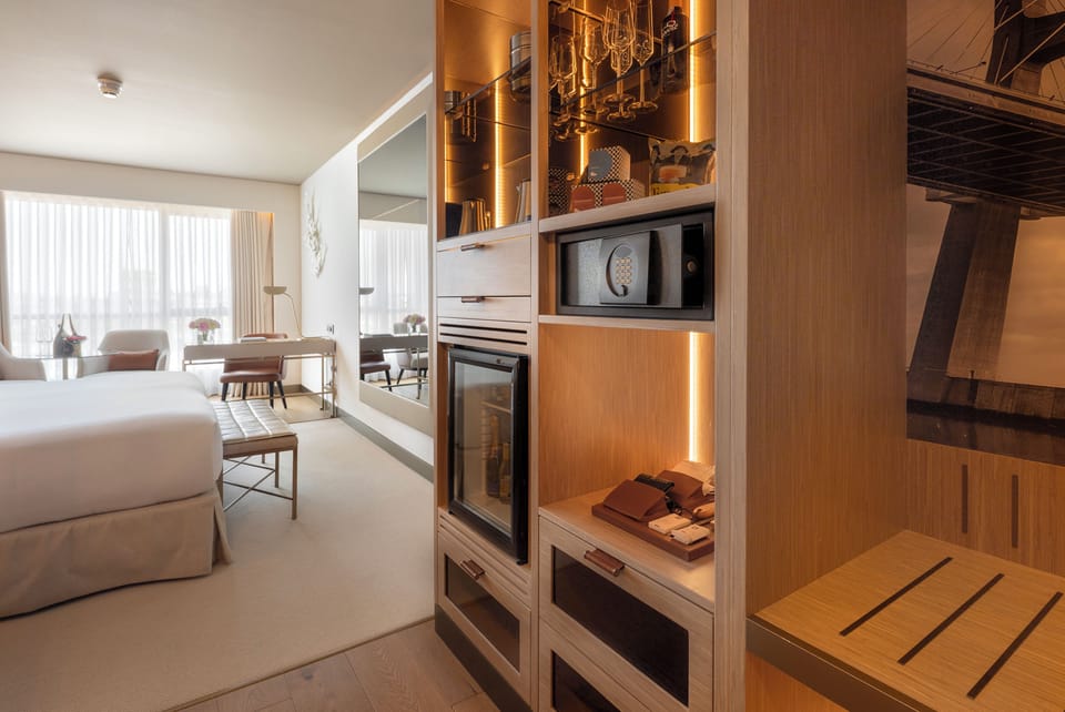 Premium Double or Twin Room | Premium bedding, Select Comfort beds, in-room safe, desk