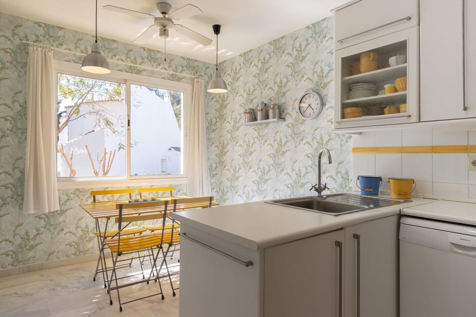 Apartment | Private kitchen | Highchair