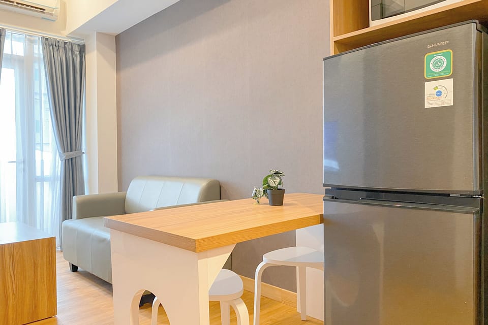 Deluxe Apartment | Dining room