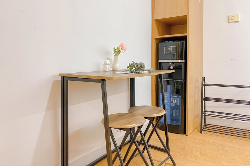 Deluxe Apartment | Dining room
