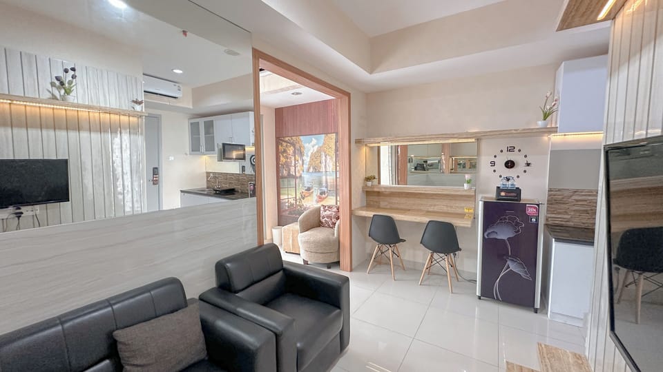Deluxe Studio | Living area
