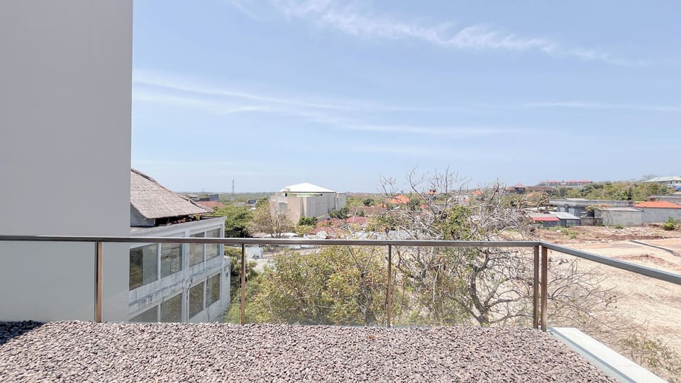 Deluxe Studio | Balcony