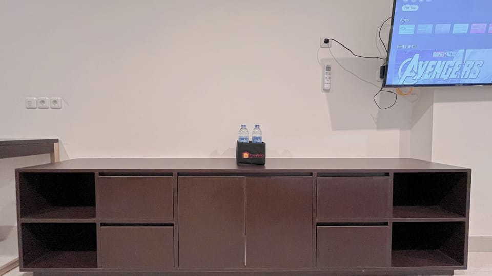 Deluxe Studio