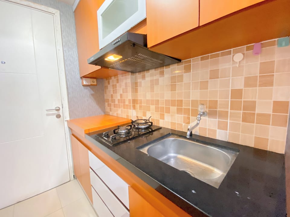 Deluxe Studio | Private kitchen | Mini-fridge, stovetop, rice cooker