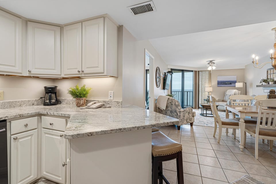 Condo, Multiple Beds (Phoenix III 3124) | Interior