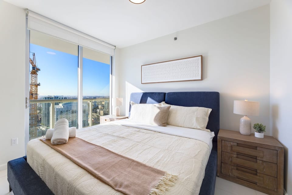 Charming second bedroom where you can enjoy spectacular sunset views!