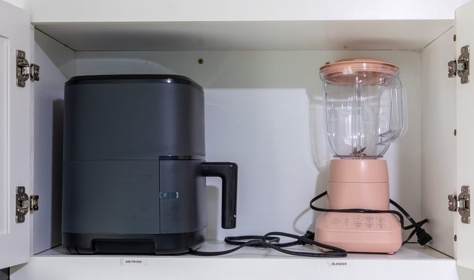 Kitchen Essentials: Whip up delicious meals with an air fryer and blender!
