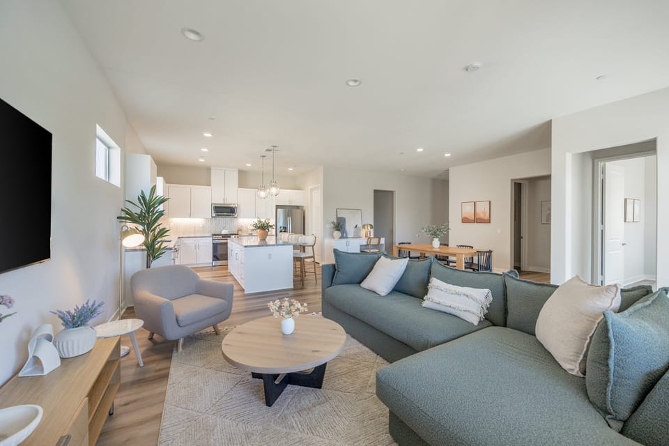 Open living space with golf course views and plenty of room to spread out and relax.