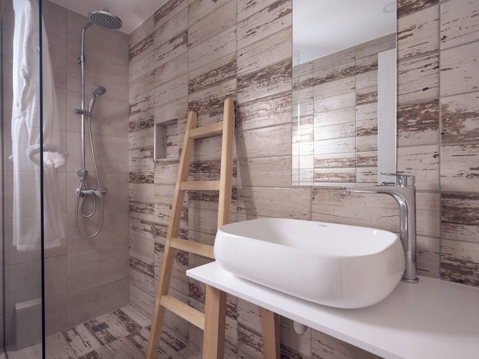 Ground floor Bathroom settings. 