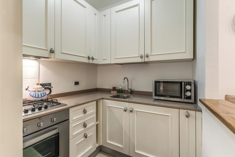 Apartment | Private kitchen | Freezer