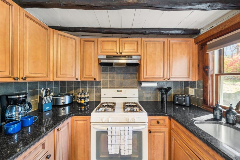 Fully Equipped Kitchen for Easy Meals