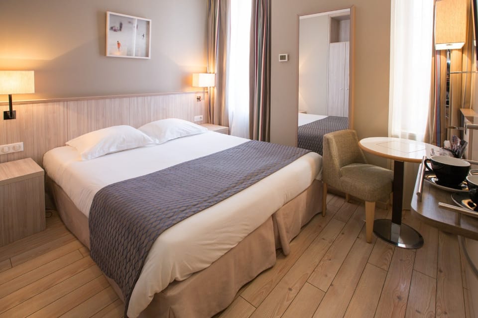 Double Room, Sea View | Premium bedding, in-room safe, free WiFi
