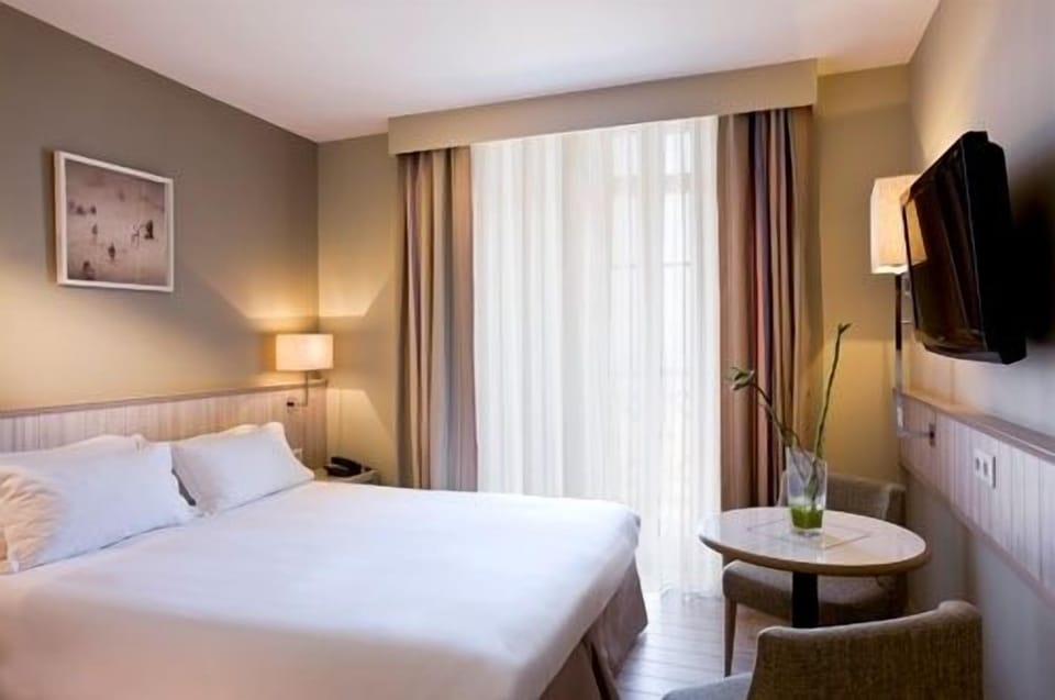 Double Room, Sea View | Premium bedding, in-room safe, free WiFi
