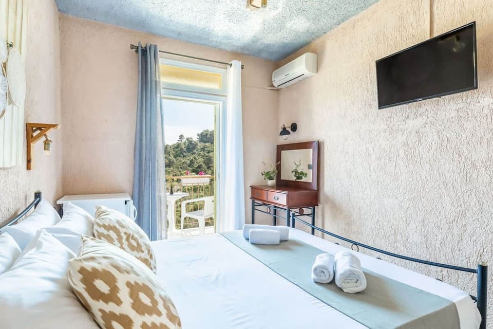 House, Smoking | 1 bedroom, Internet