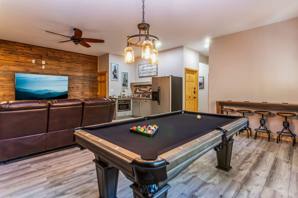 Lower Level Entertainment Room and Bar - Quiet Waters Cabin in Dahlonega, GA