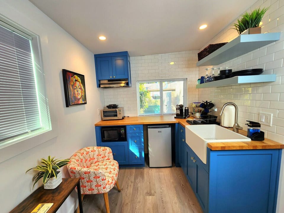 Brand new small kitchen