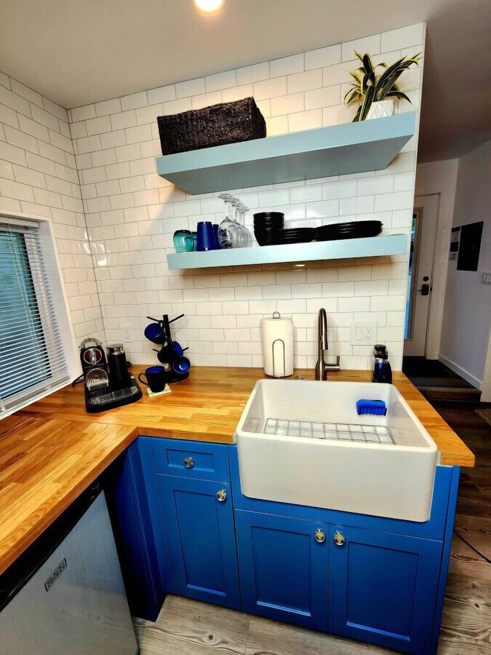 Brand new small kitchen