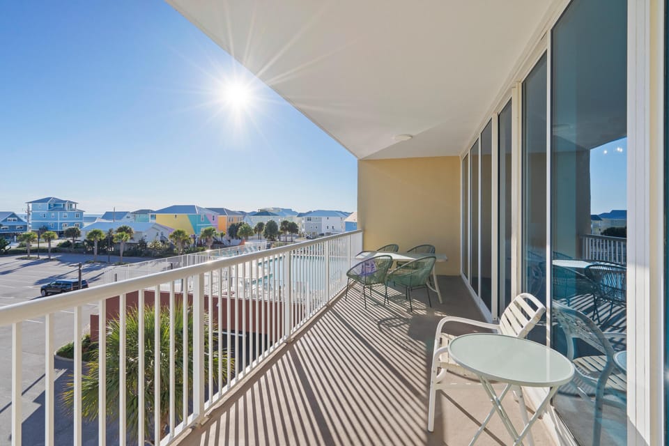 Condo, Multiple Beds (Sanibel 305) | Property grounds