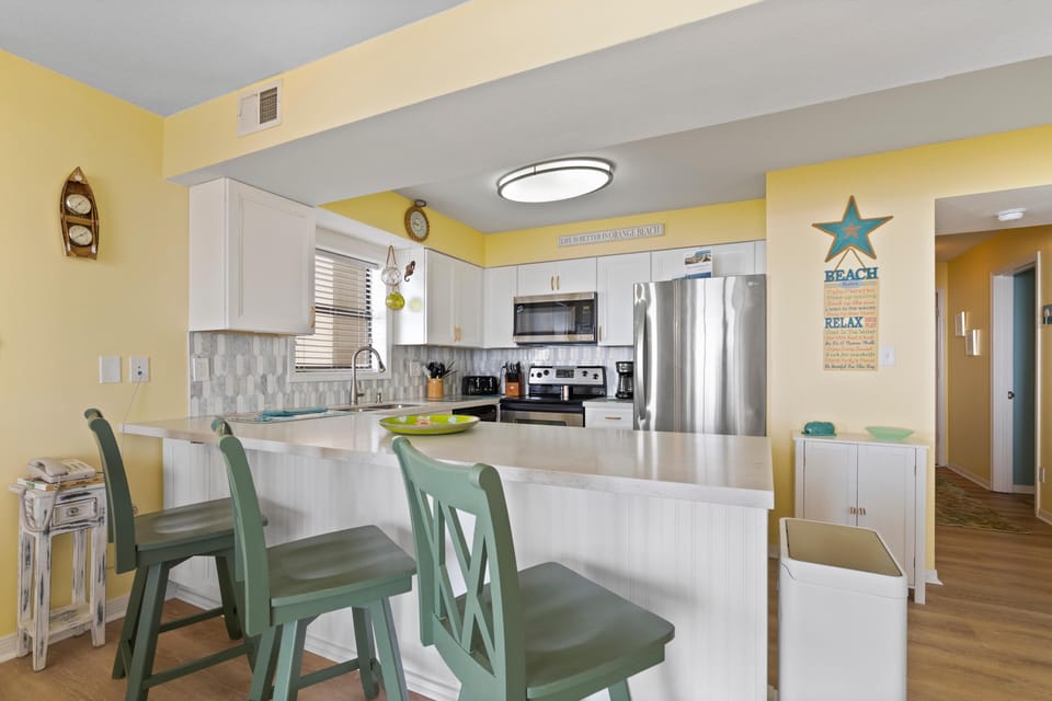 Condo, Multiple Beds (Seaside Beach & Racquet 4507) | Private kitchen | Oven, toaster