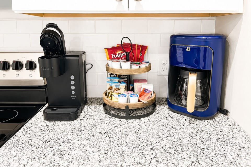 Kitchen keurig and 12 cup coffee maker, complementary coffee, K cups