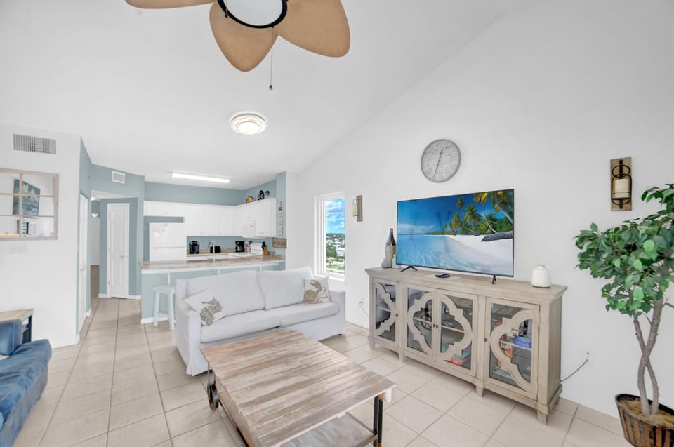 Condo, Multiple Beds (Tropic Isles 801) | Living area