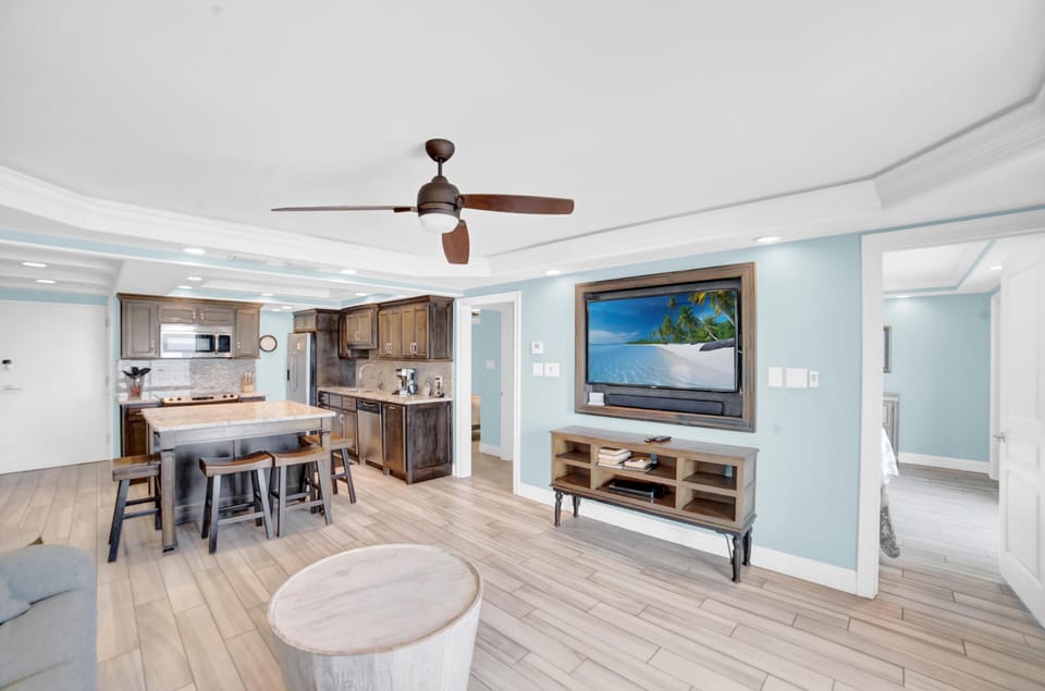 Condo, Multiple Beds (Sugar Beach 241) | Interior