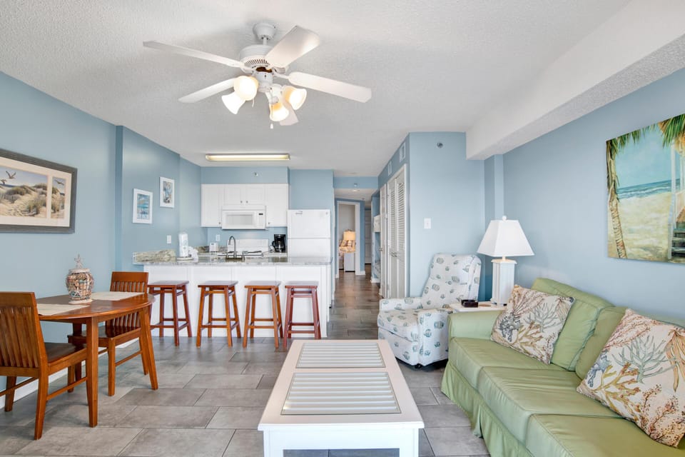 Condo, 1 Queen Bed with Sofa bed (Tradewinds 1102) | Living area