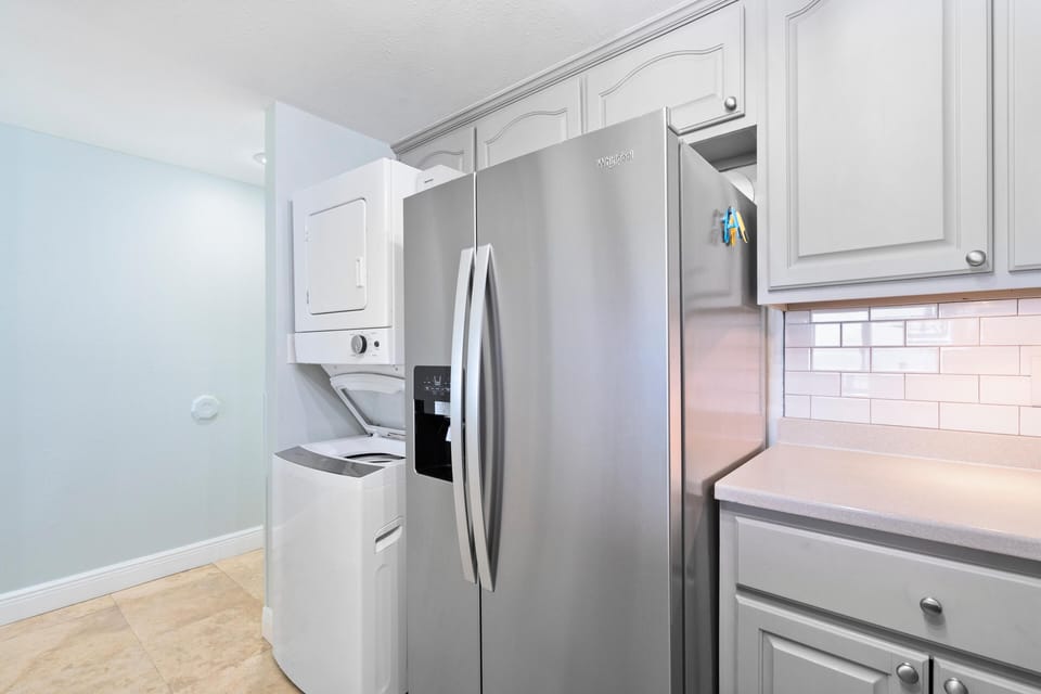 Condo, Multiple Beds (The Breakers 42) | Interior
