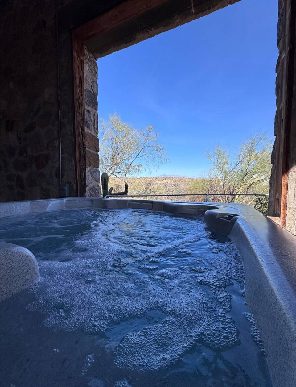 Outdoor spa tub