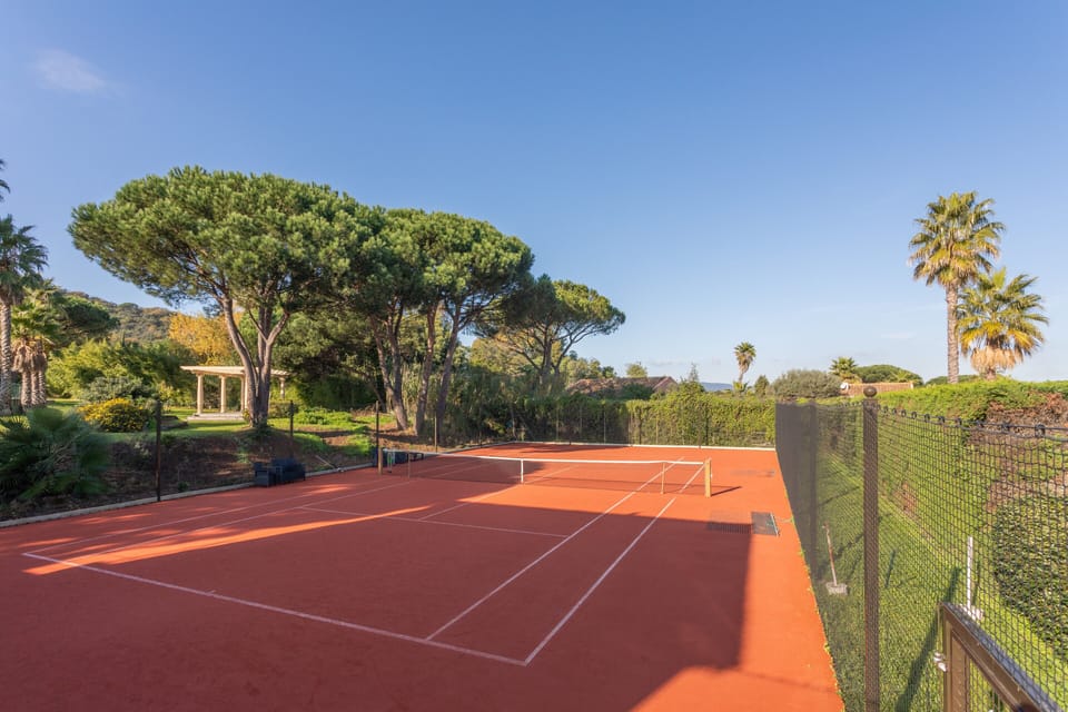Sport court