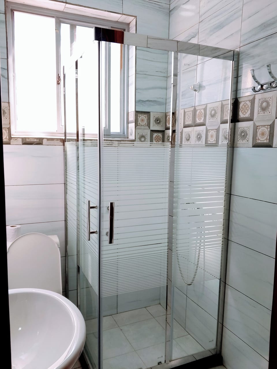 Deluxe Double Room, Balcony, Garden View | Bathroom | Free toiletries, hair dryer, towels, soap