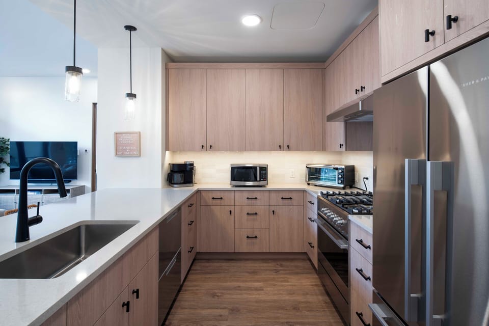 Modern kitchen with everything you need