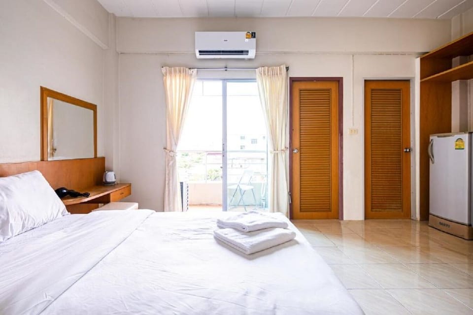 Standard Double Room | Free WiFi