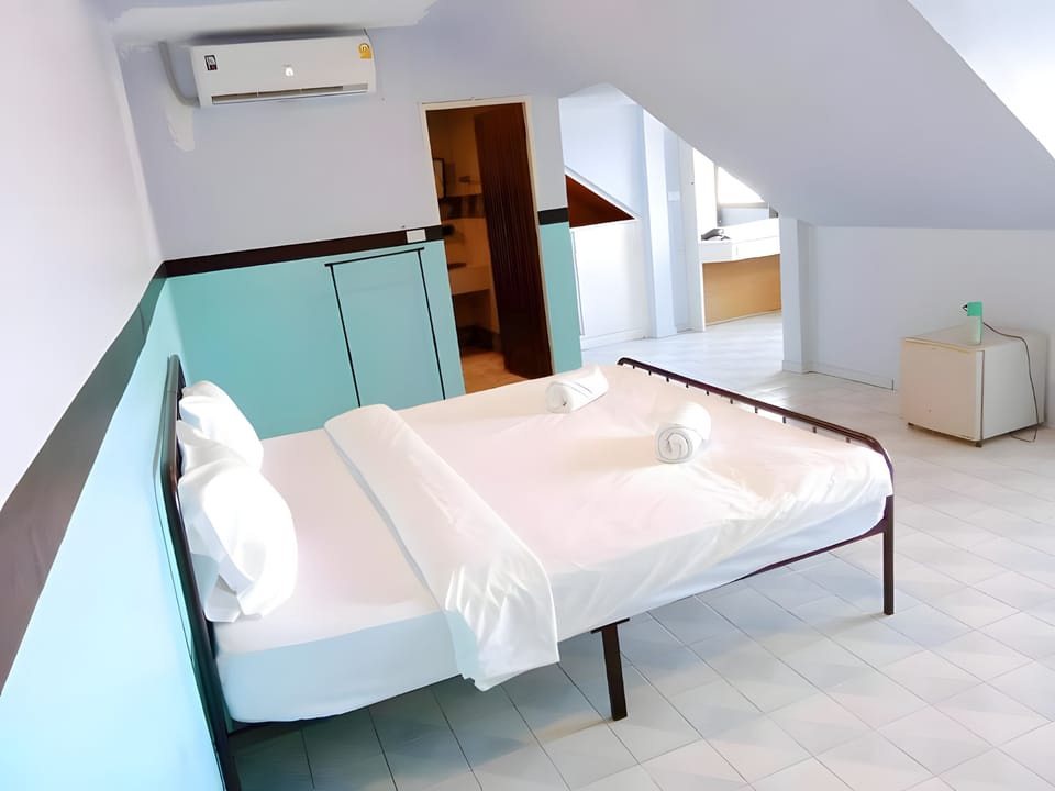 King Room | Free WiFi