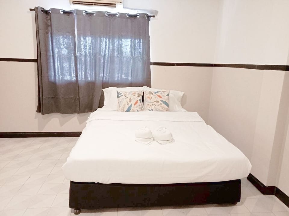 Double Room | Free WiFi