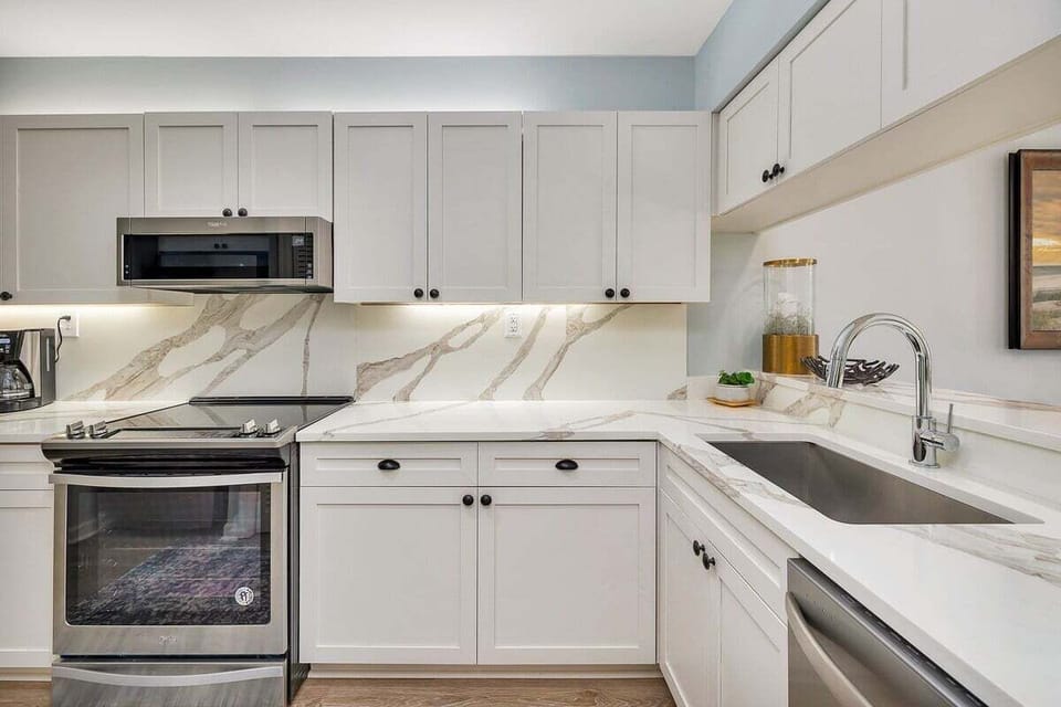 King & Prince 176 Renovated Kitchen
