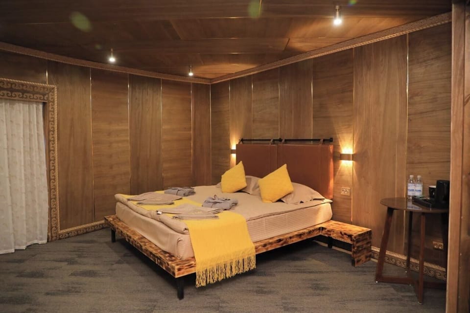 Family Double Room | Premium bedding, desk, free WiFi