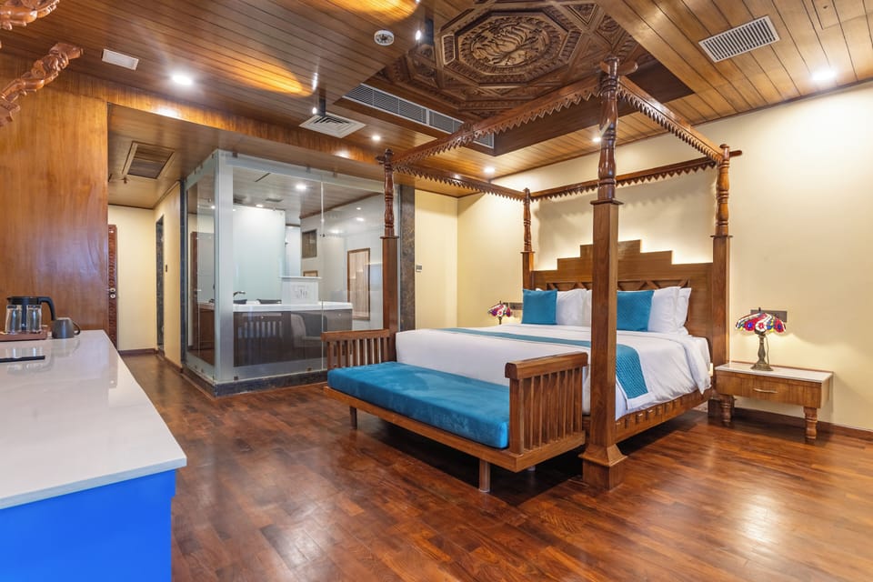 Presidential suite | Premium bedding, pillowtop beds, minibar, in-room safe