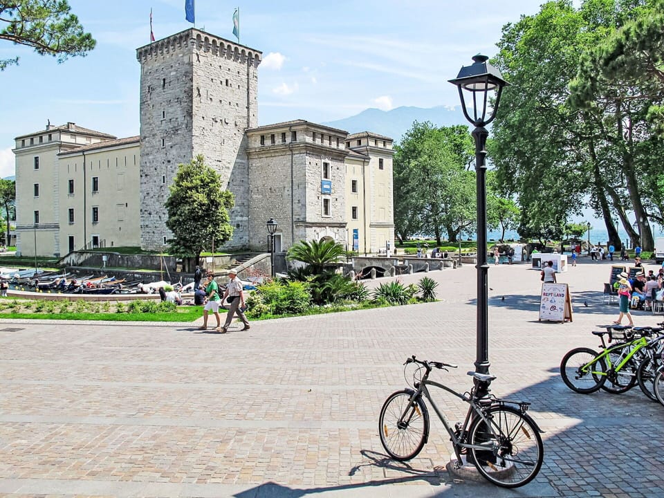 Public Space, Bicycle, Recreation, Leisure, Bicycle Wheel