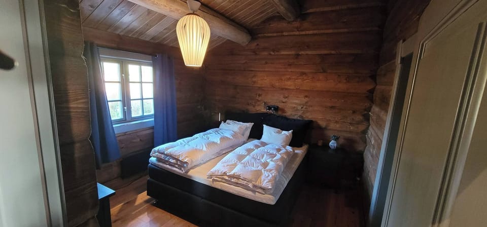 Solberglia 364 - Private Hot Tub and Large Terrace Cabin in Innlandet