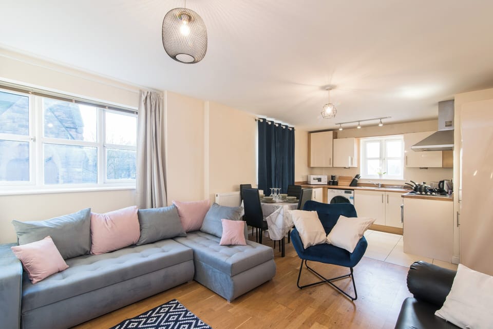 Apartment | Living area | TV
