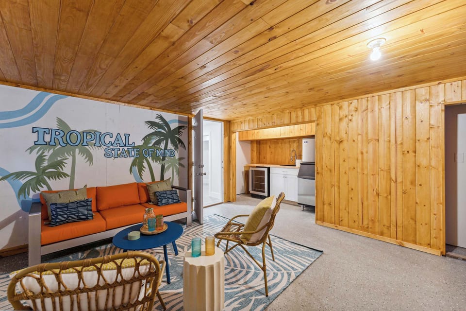 Hang poolside at the covered tiki bar and lounge. 