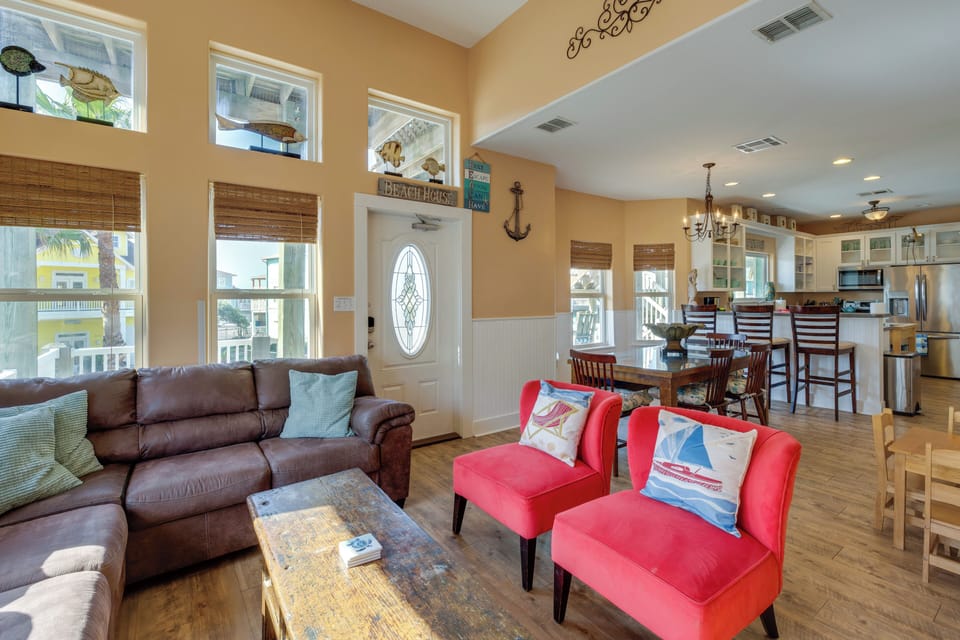 House (5 Bedrooms) | Interior