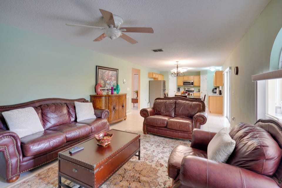 House (4 Bedrooms) | Interior