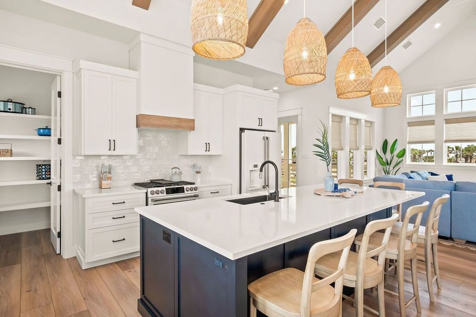 Kitchen, 2nd Floor