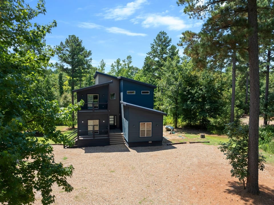 Soothe My Soul-a 5 Bedroom Relaxing Vacation Cabin!