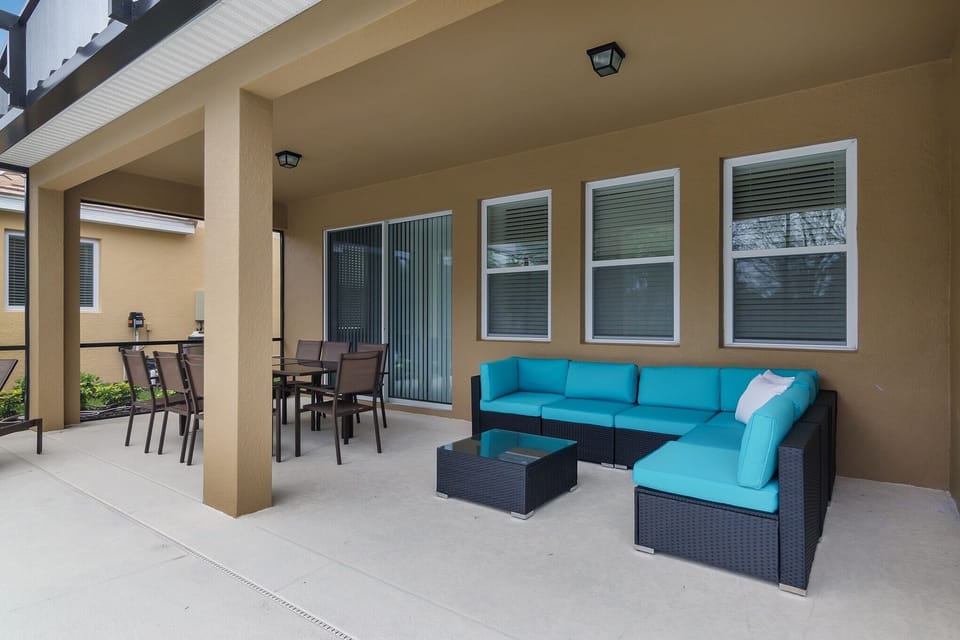 Home Decor, Chair, Furniture, Flooring, Couch