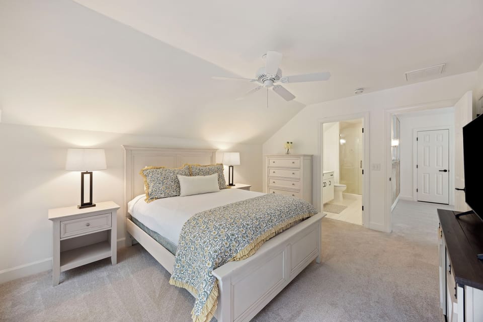 Bedroom 2: Full Bed, Private Bath, TV, Porch Access, 2nd floor
